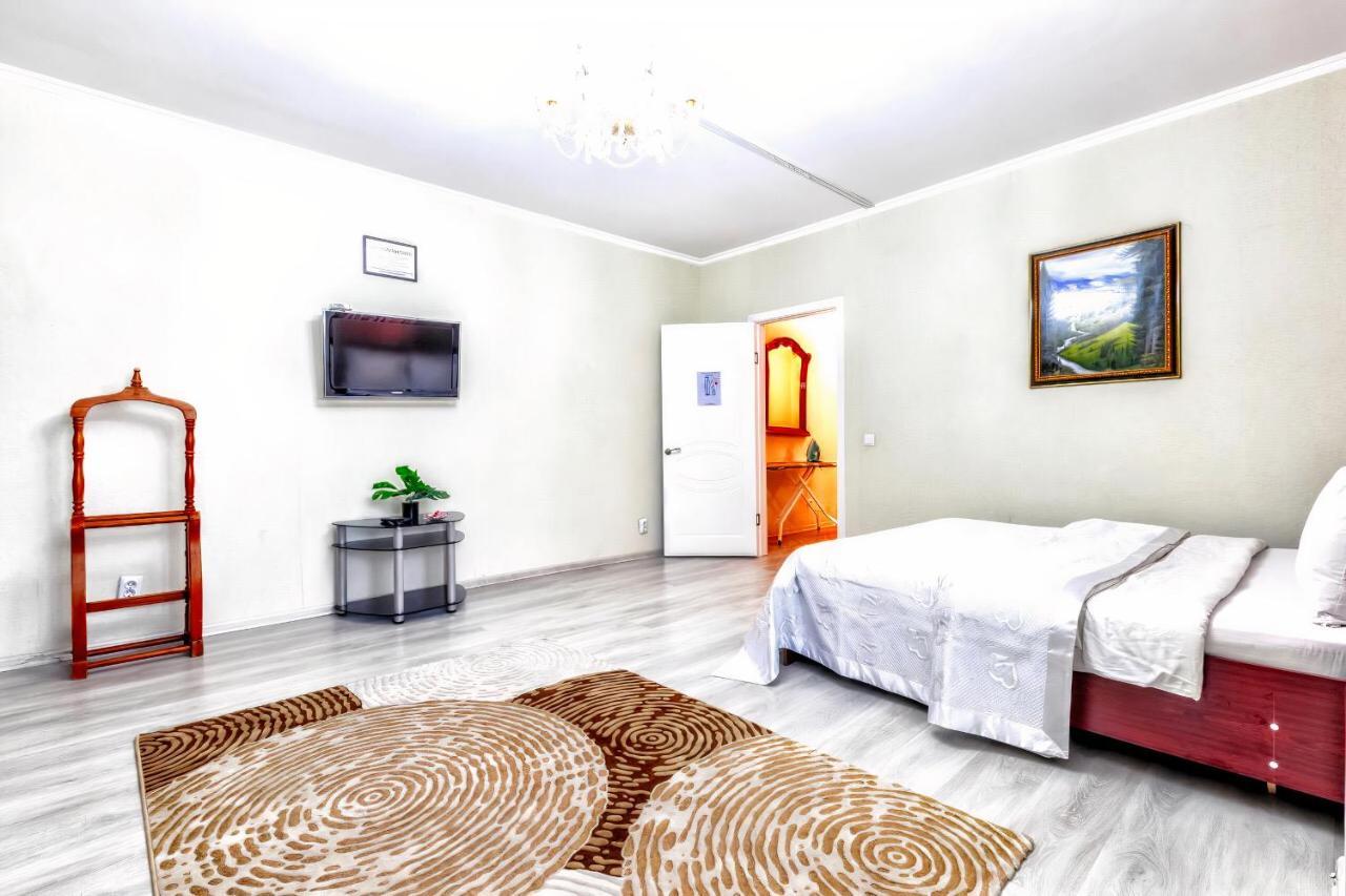 Apartments Near Bayterek Astana Dış mekan fotoğraf