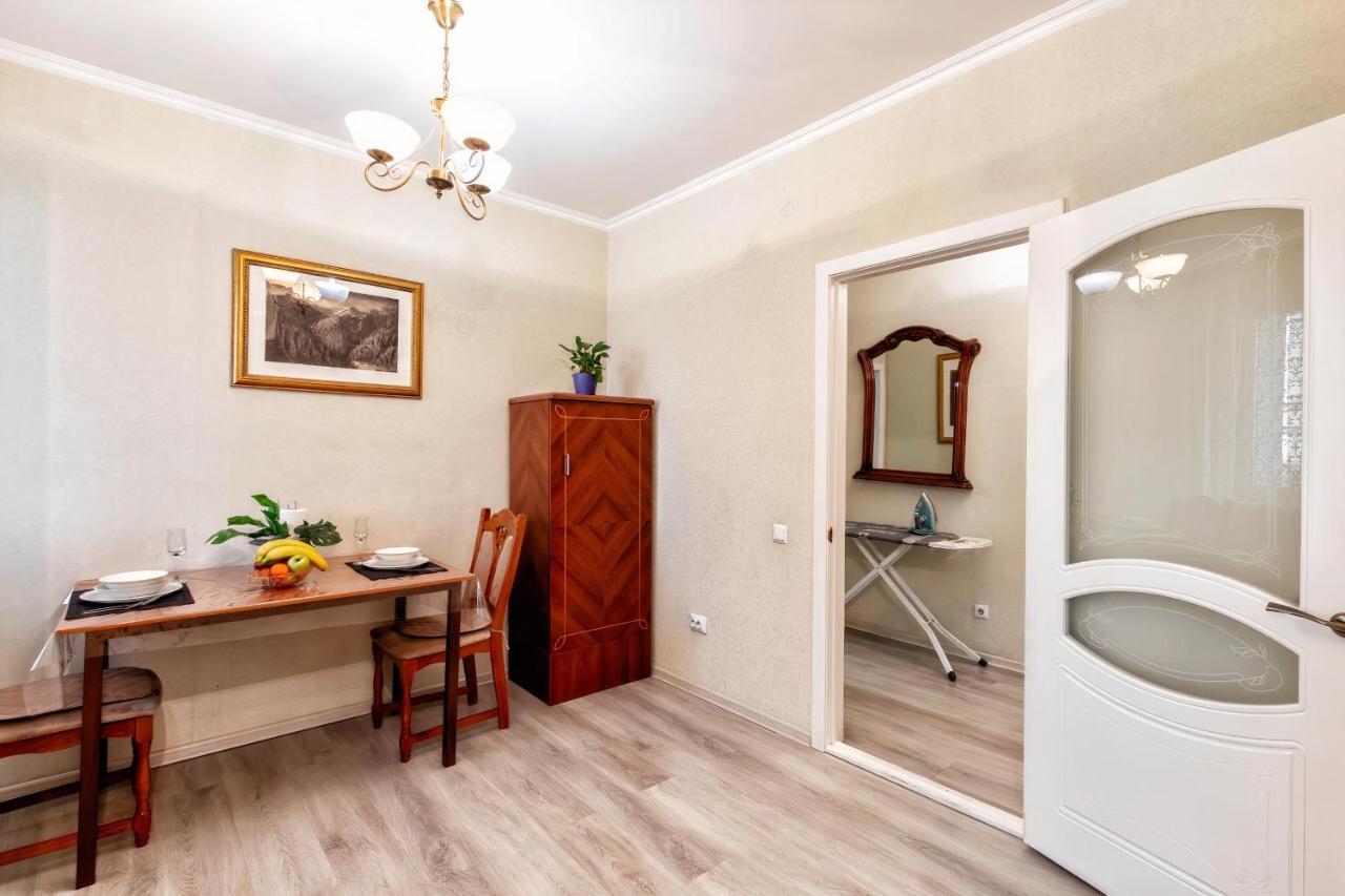 Apartments Near Bayterek Astana Dış mekan fotoğraf